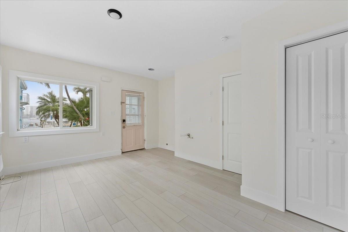 Image 13 of 21 For 483 Shore Drive E2