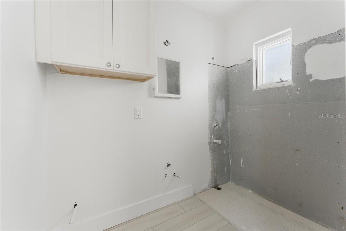 Image 16 of 21 For 483 Shore Drive E2