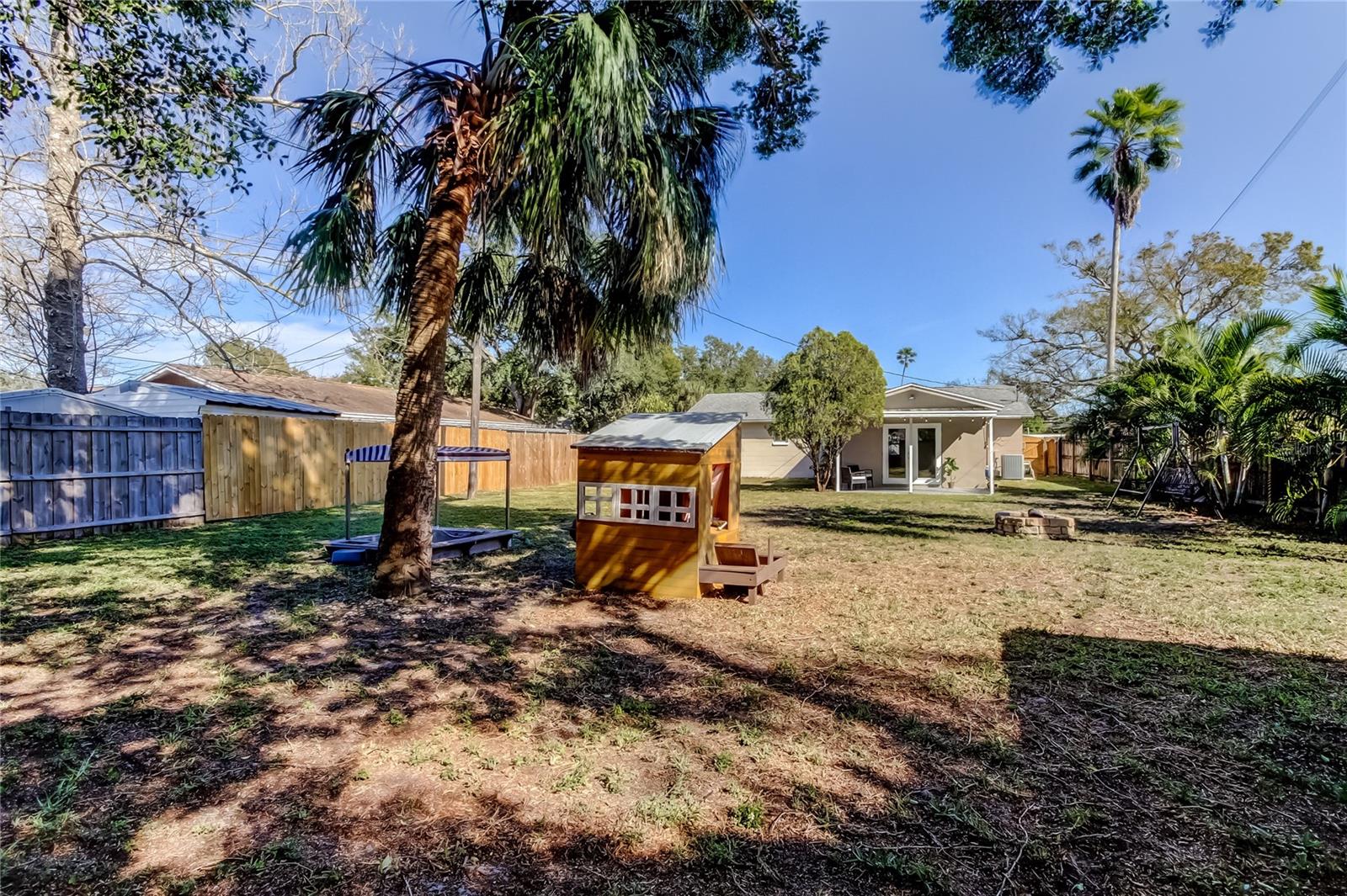 Image 26 of 28 For 5525 Pine Circle Ne