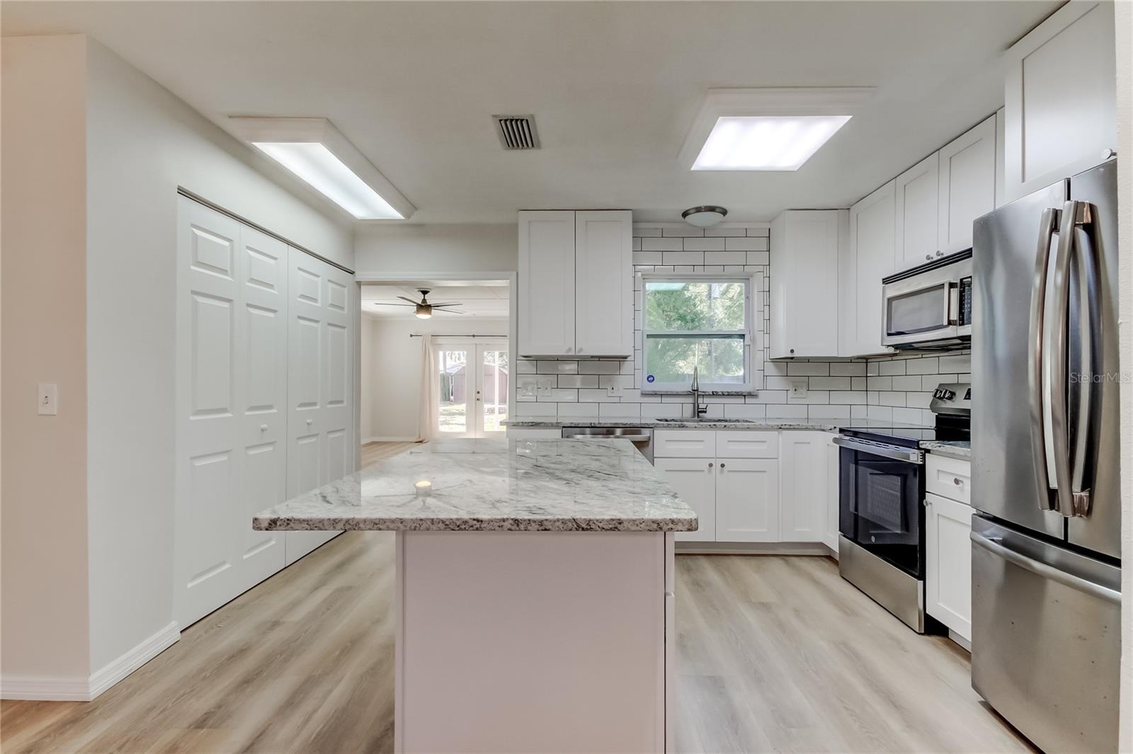 Image 8 of 28 For 5525 Pine Circle Ne