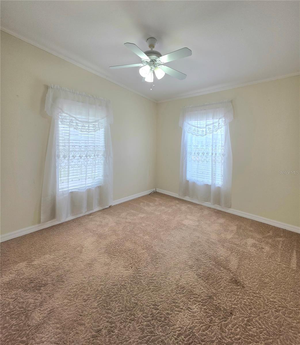 Image 16 of 88 For 37407 Sandra Avenue