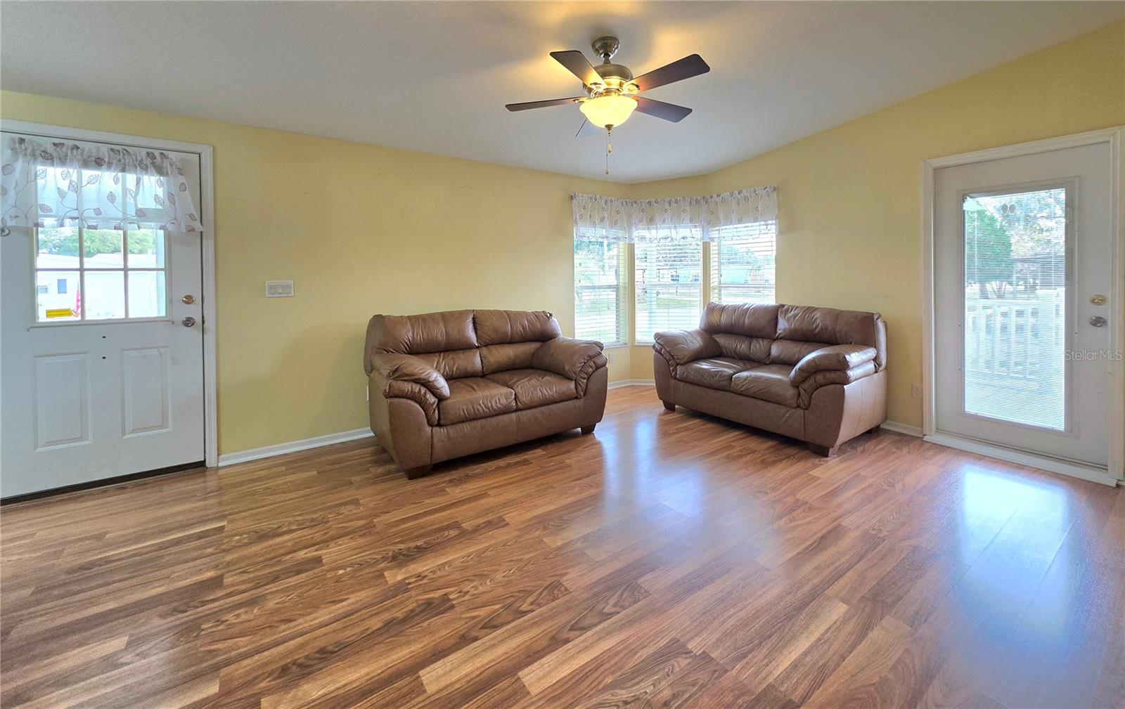 Image 23 of 88 For 37407 Sandra Avenue