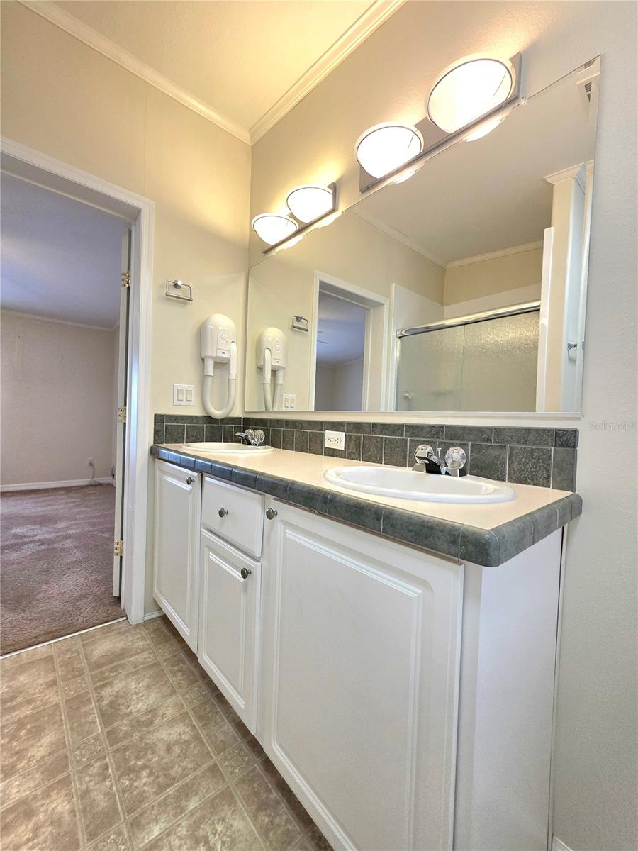 Image 54 of 88 For 37407 Sandra Avenue