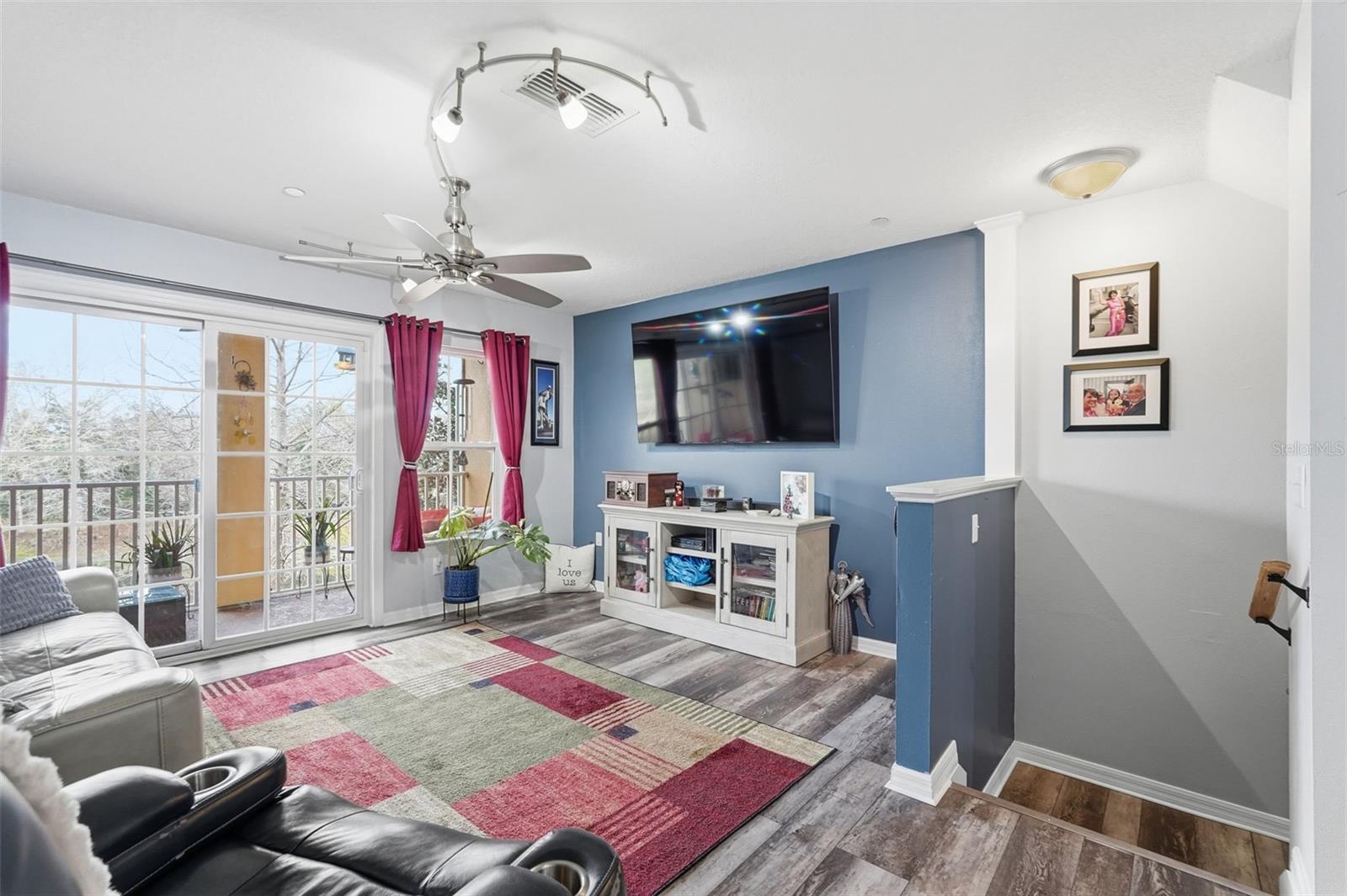 Image 14 of 71 For 9024 White Sage Loop