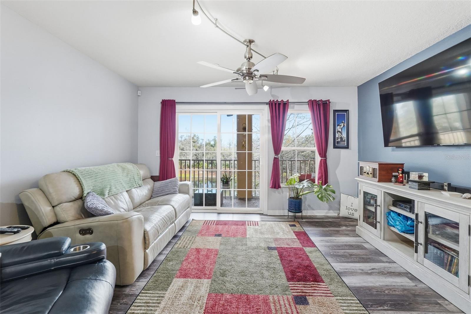 Image 15 of 71 For 9024 White Sage Loop