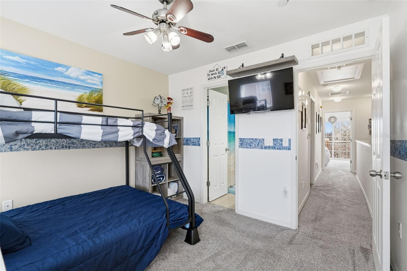 Image 42 of 71 For 9024 White Sage Loop