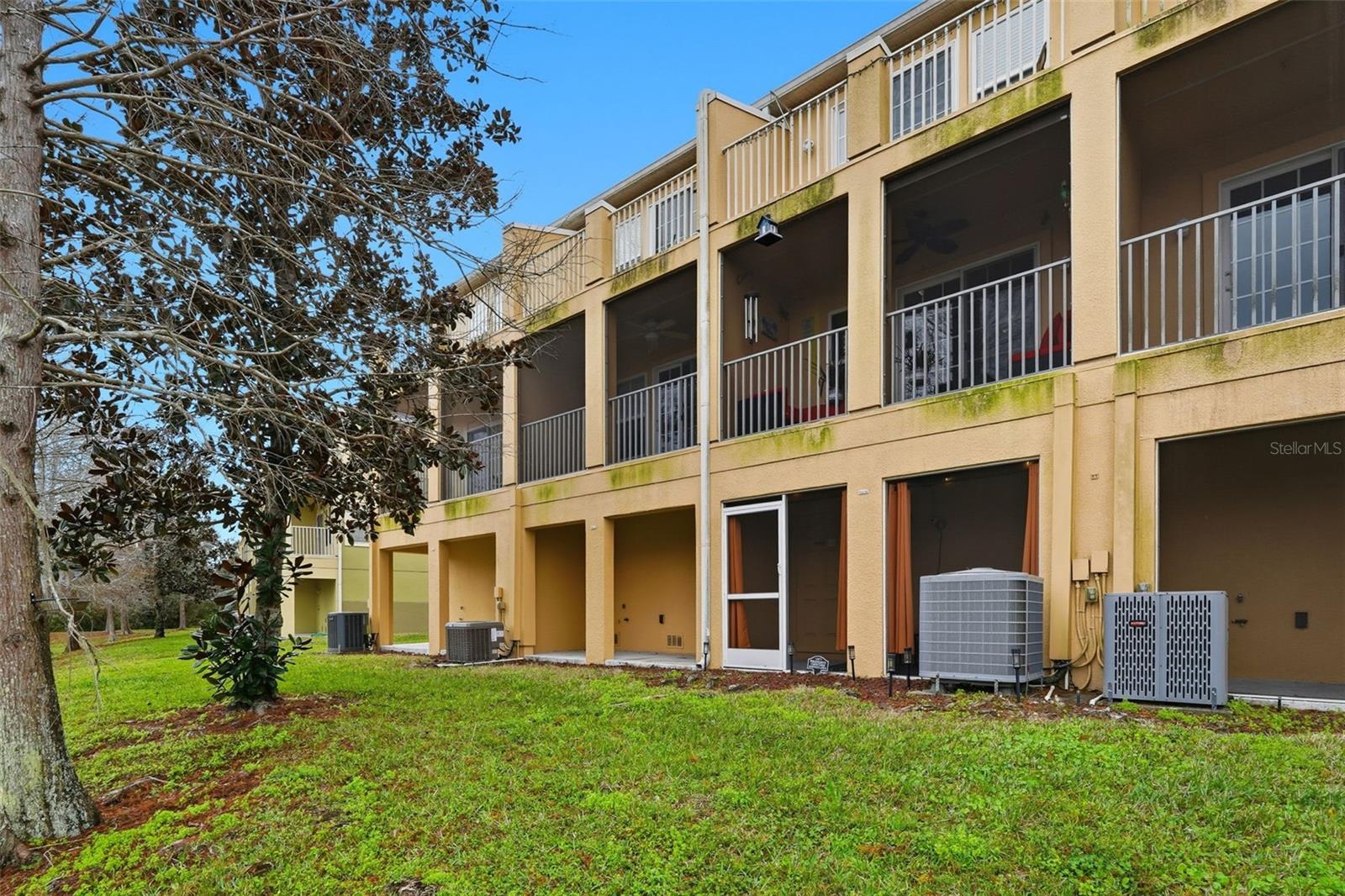 Image 55 of 71 For 9024 White Sage Loop