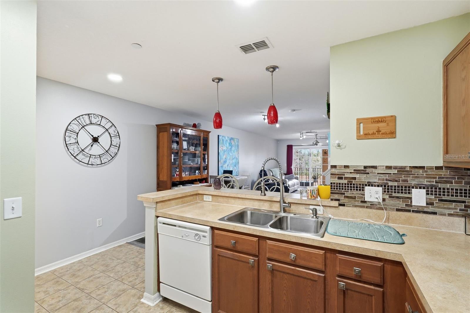 Image 7 of 71 For 9024 White Sage Loop