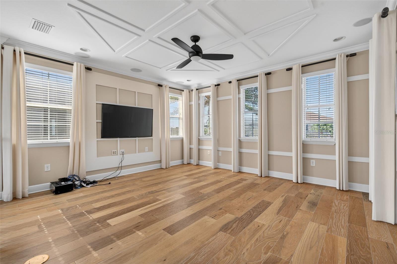 Image 41 of 90 For 3970 Aldea Way