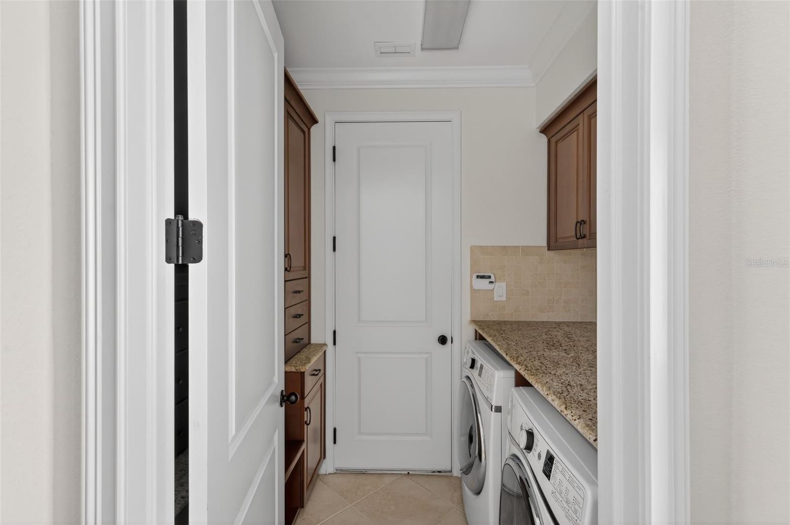 Image 53 of 90 For 3970 Aldea Way