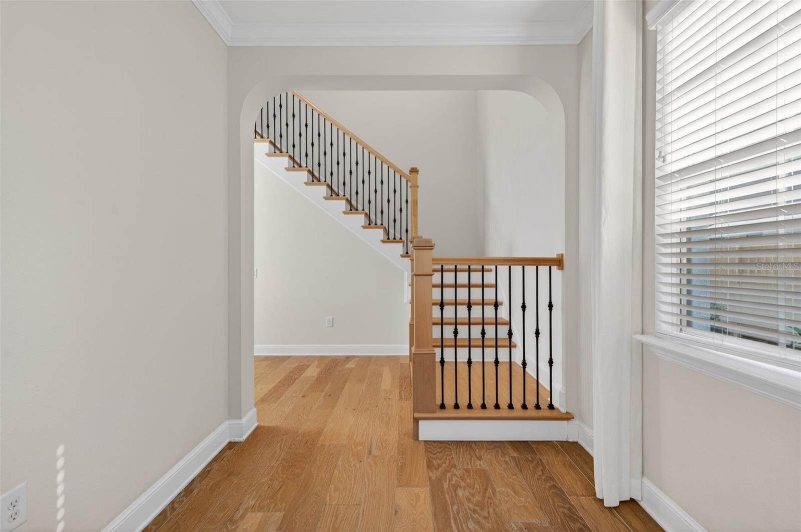 Image 8 of 90 For 3970 Aldea Way