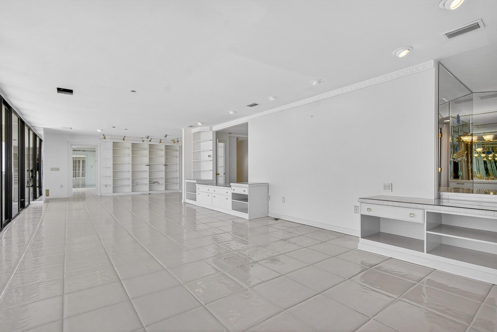 Image 12 of 46 For 7650 Bayshore Drive 1105 & 110