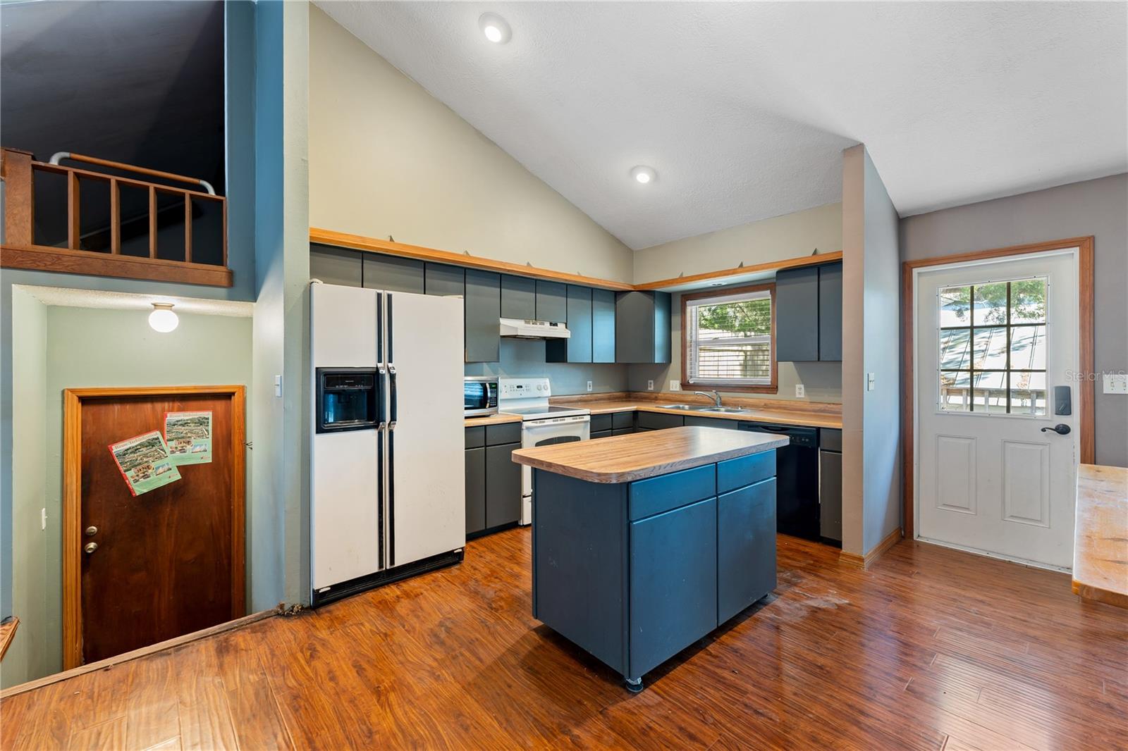 Image 15 of 82 For 10844 Yulee Drive