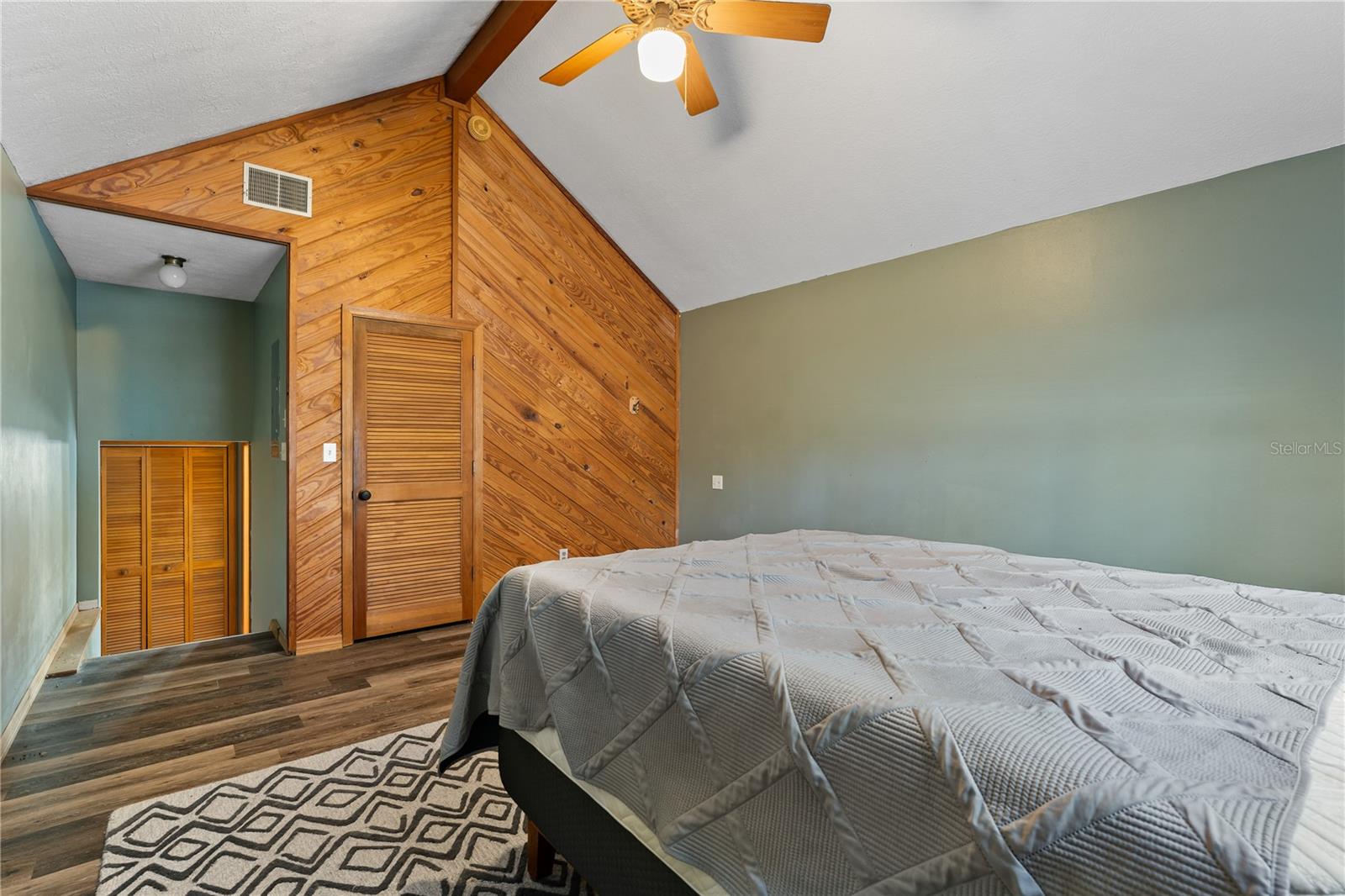 Image 26 of 82 For 10844 Yulee Drive