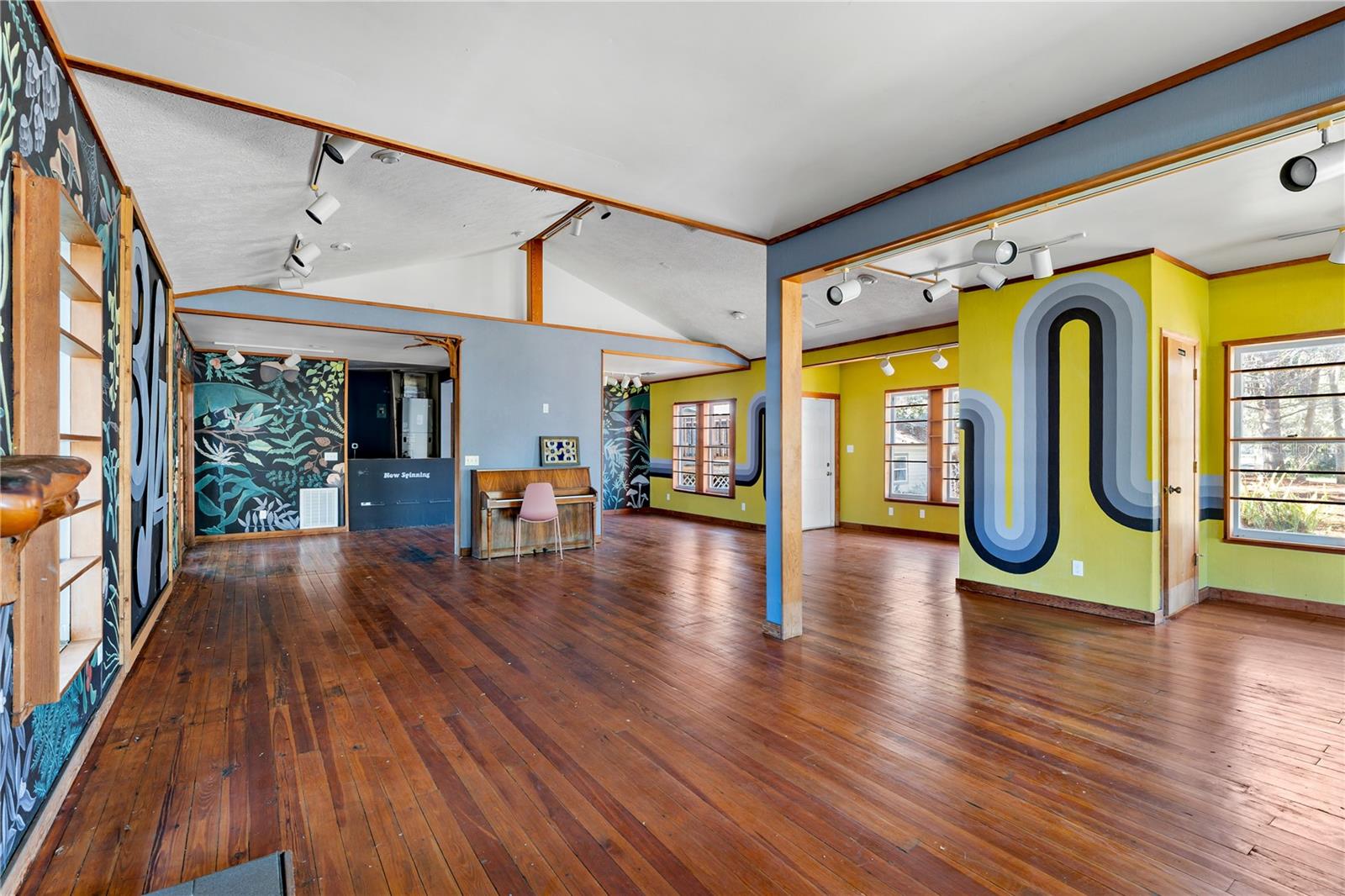 Image 33 of 82 For 10844 Yulee Drive