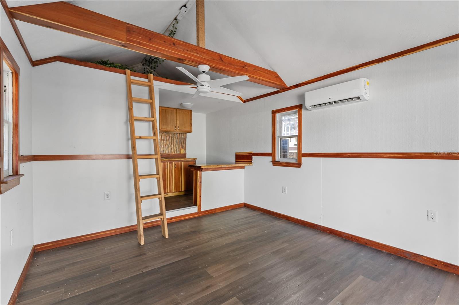 Image 42 of 82 For 10844 Yulee Drive