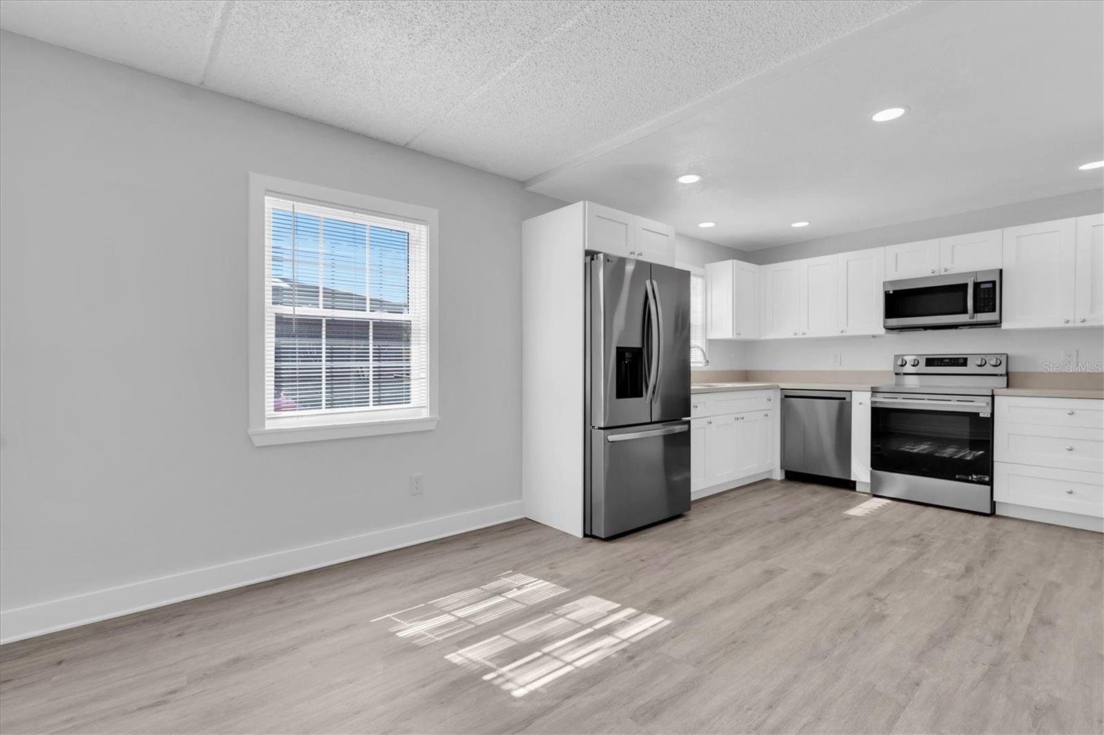 Image 10 of 27 For 1275 85th Avenue N A