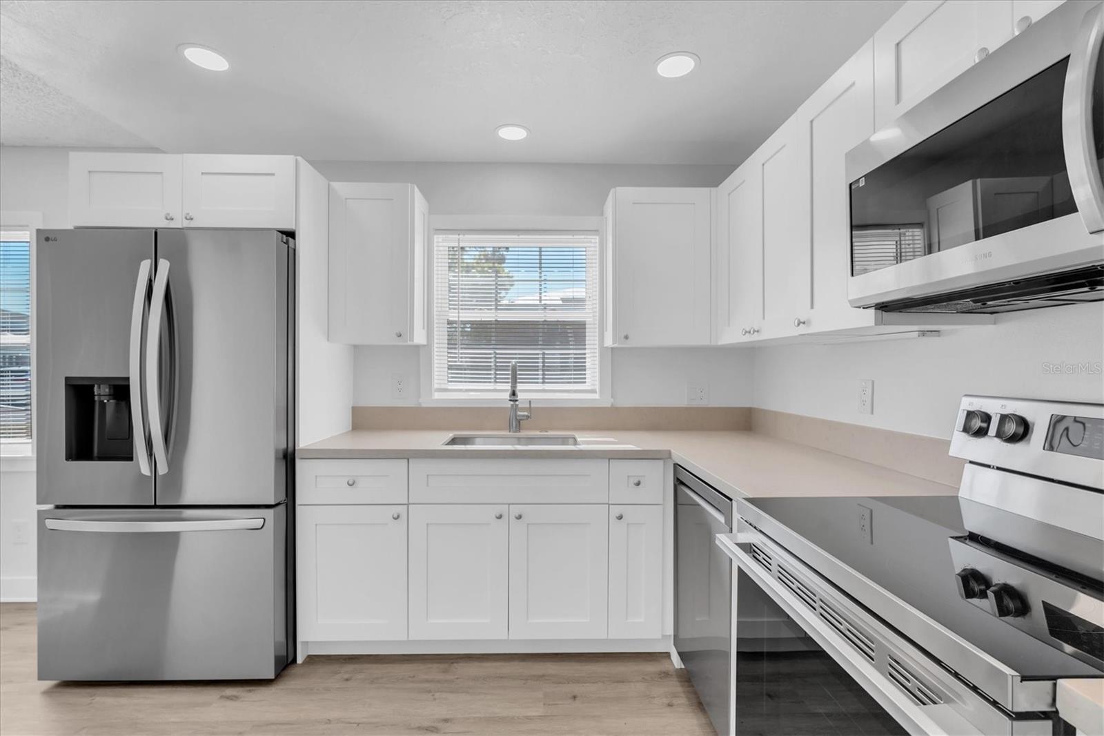 Image 12 of 27 For 1275 85th Avenue N A