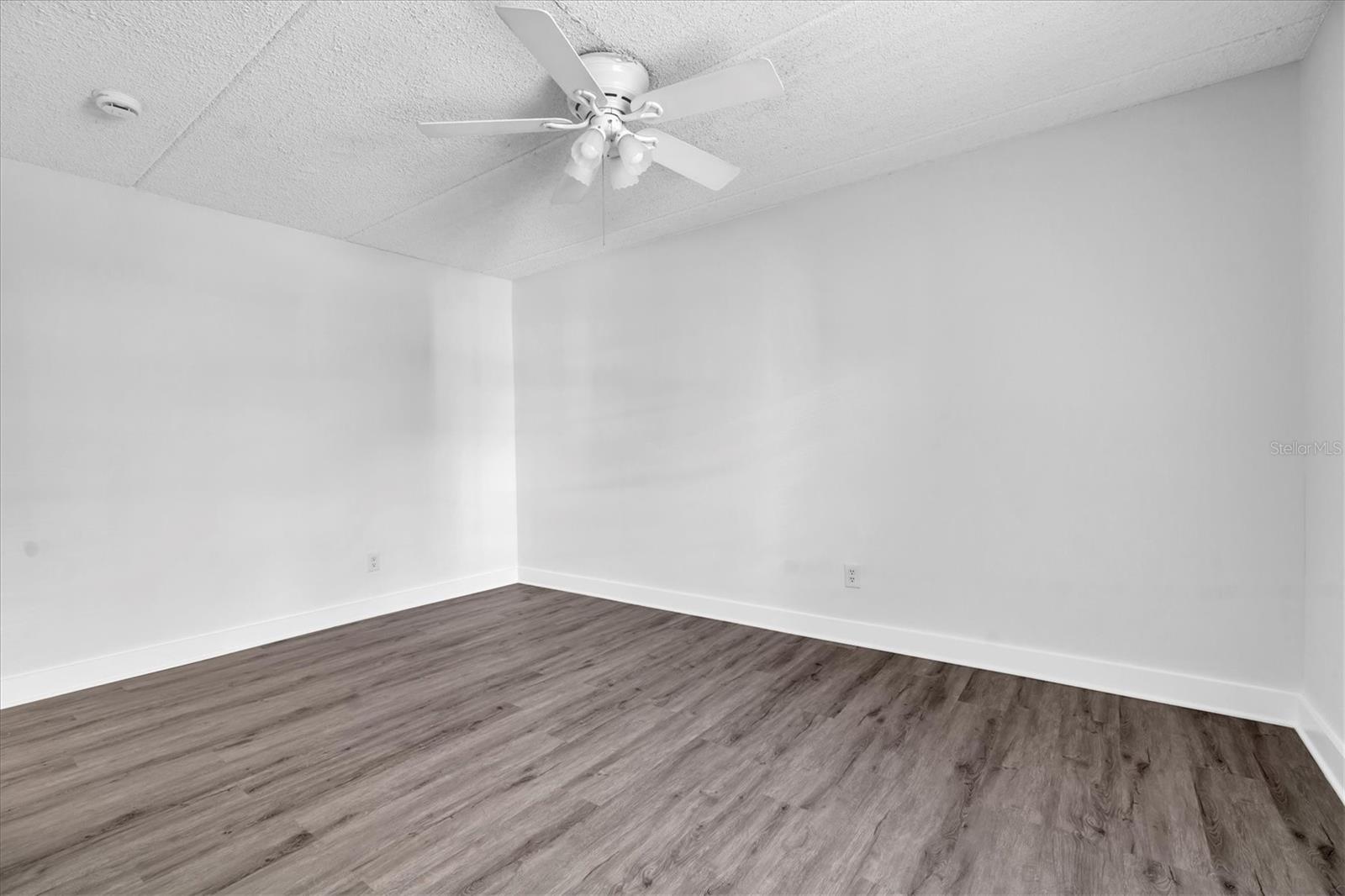 Image 17 of 27 For 1275 85th Avenue N A