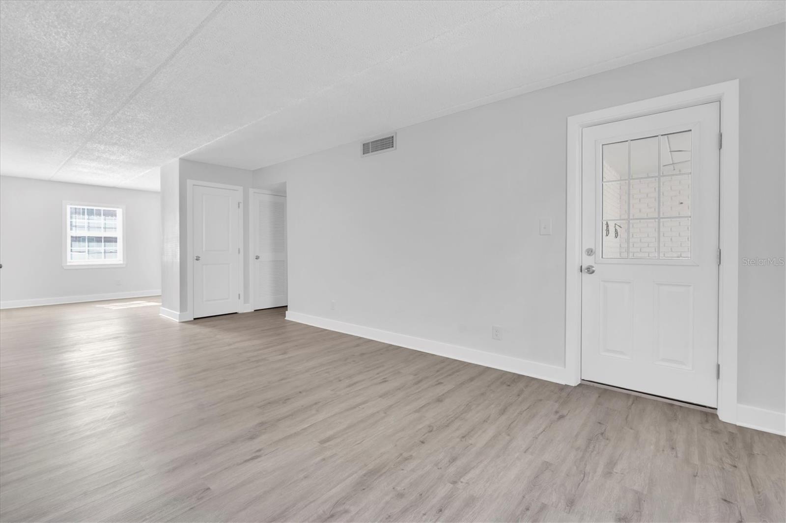 Image 4 of 27 For 1275 85th Avenue N A