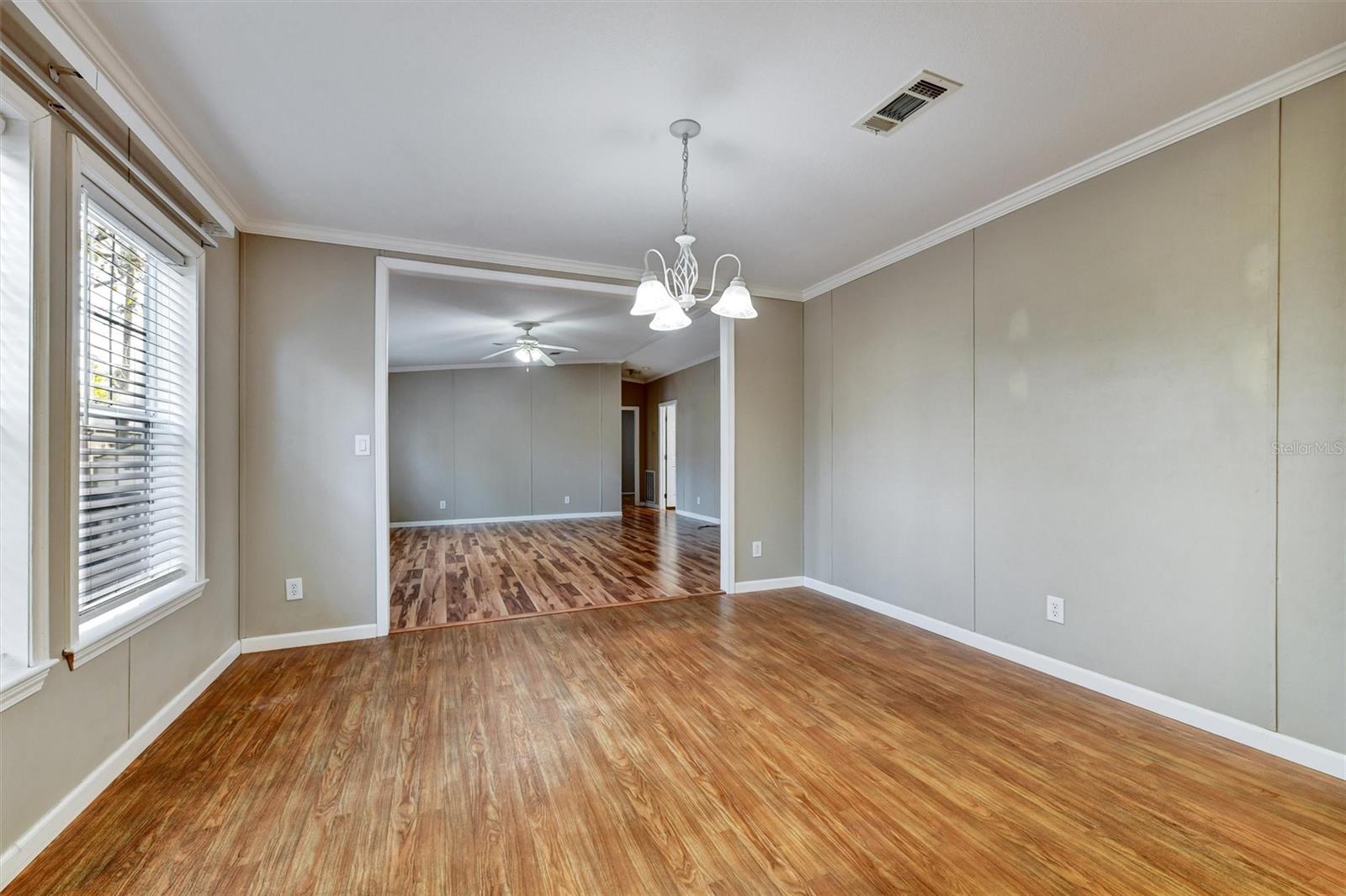 Image 14 of 38 For 312 Aristides Street