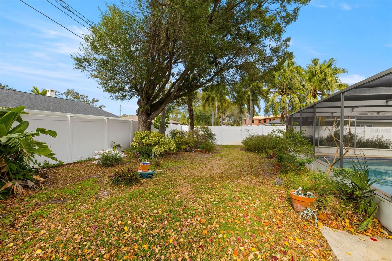 Image 30 of 31 For 5254 Venetian Boulevard Ne