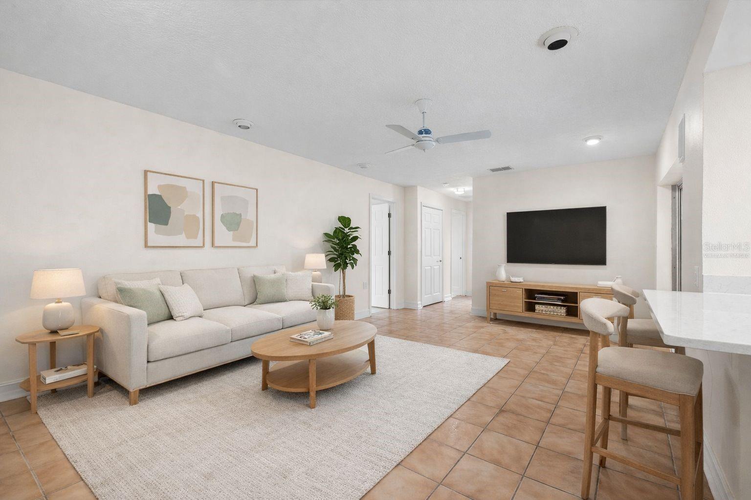 Image 8 of 31 For 5254 Venetian Boulevard Ne