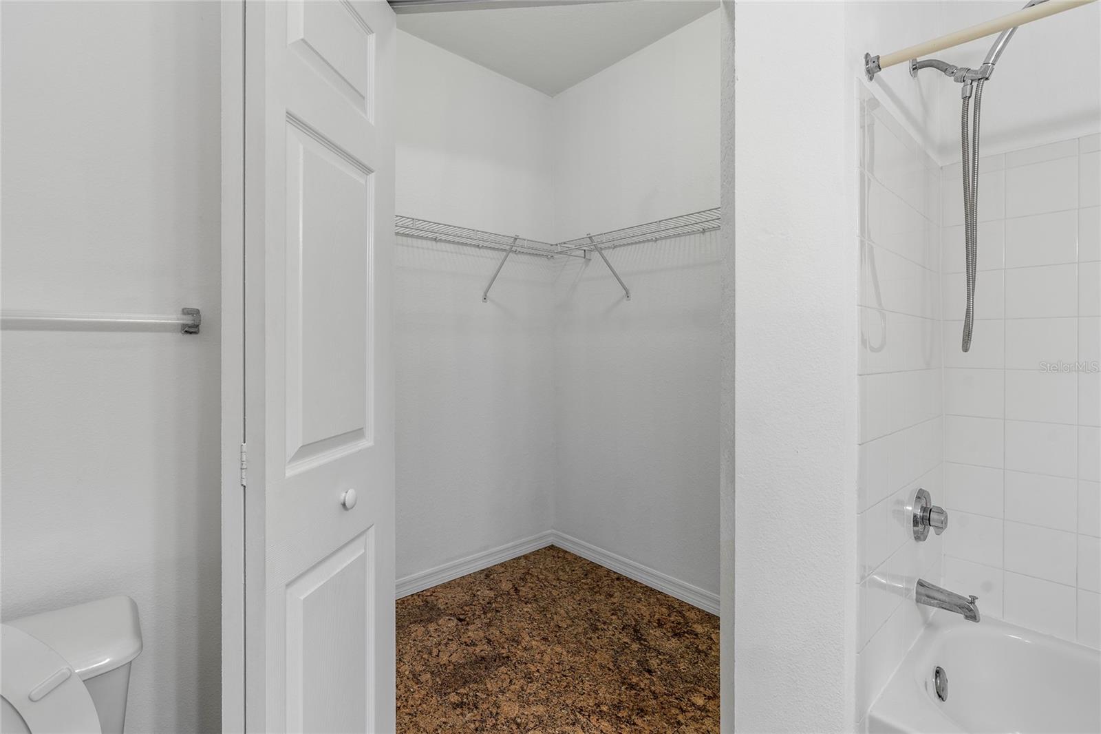 Image 27 of 55 For 9158 Lake Chase Island Way 9158