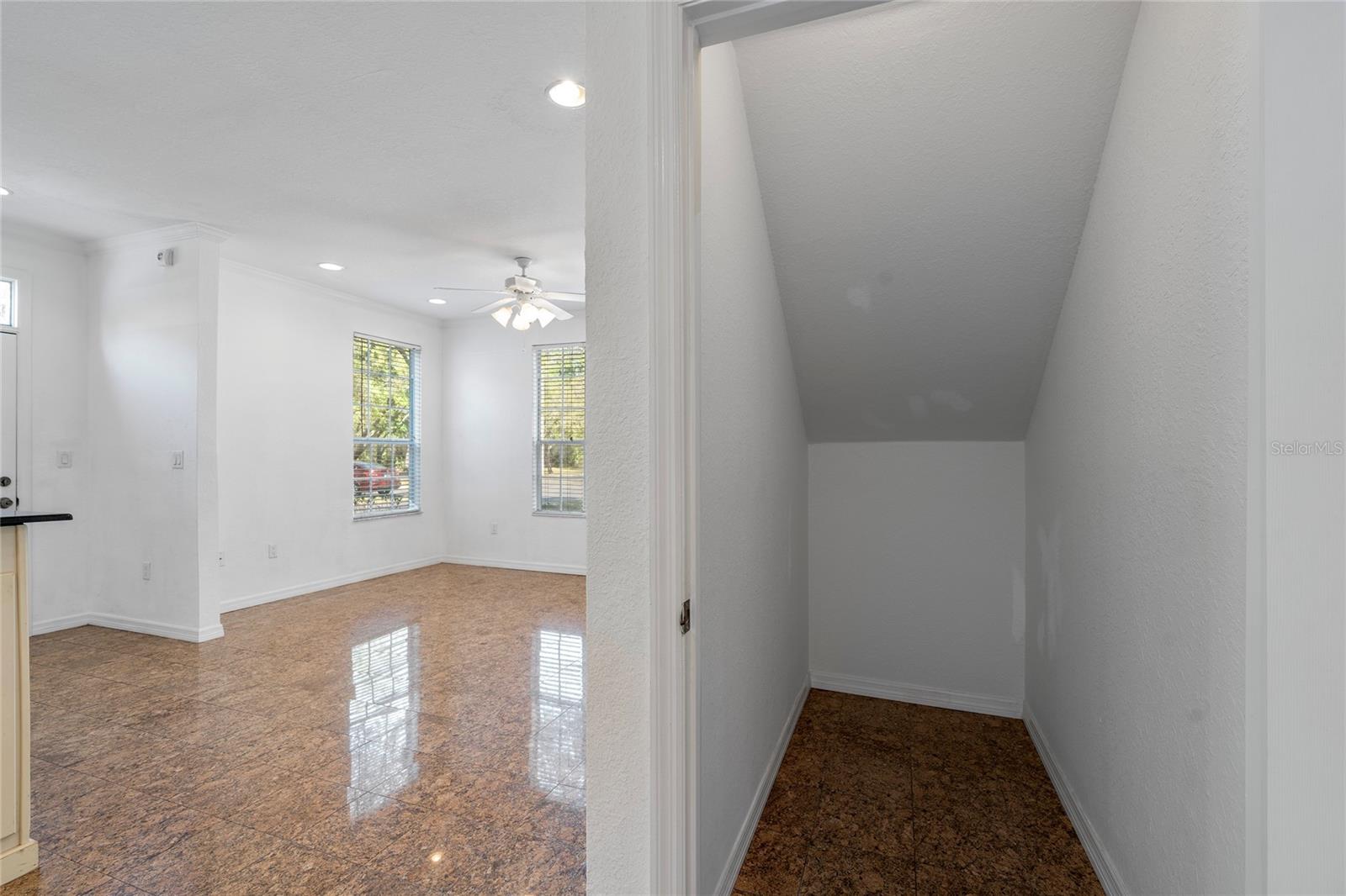 Image 29 of 55 For 9158 Lake Chase Island Way 9158