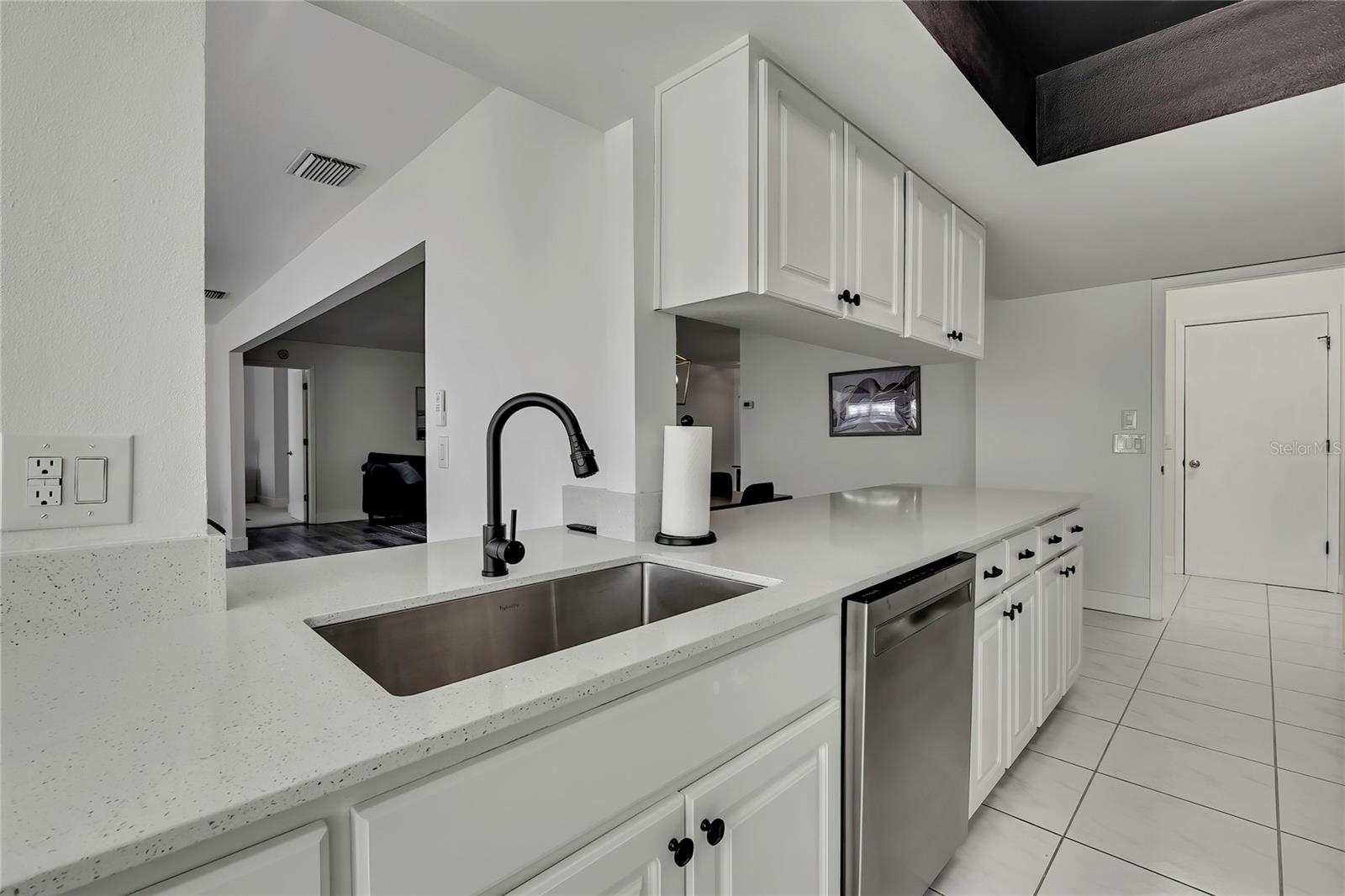 Image 11 of 51 For 7231 Big Bend Drive