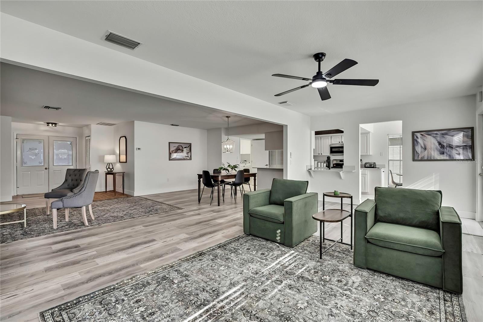 Image 17 of 51 For 7231 Big Bend Drive