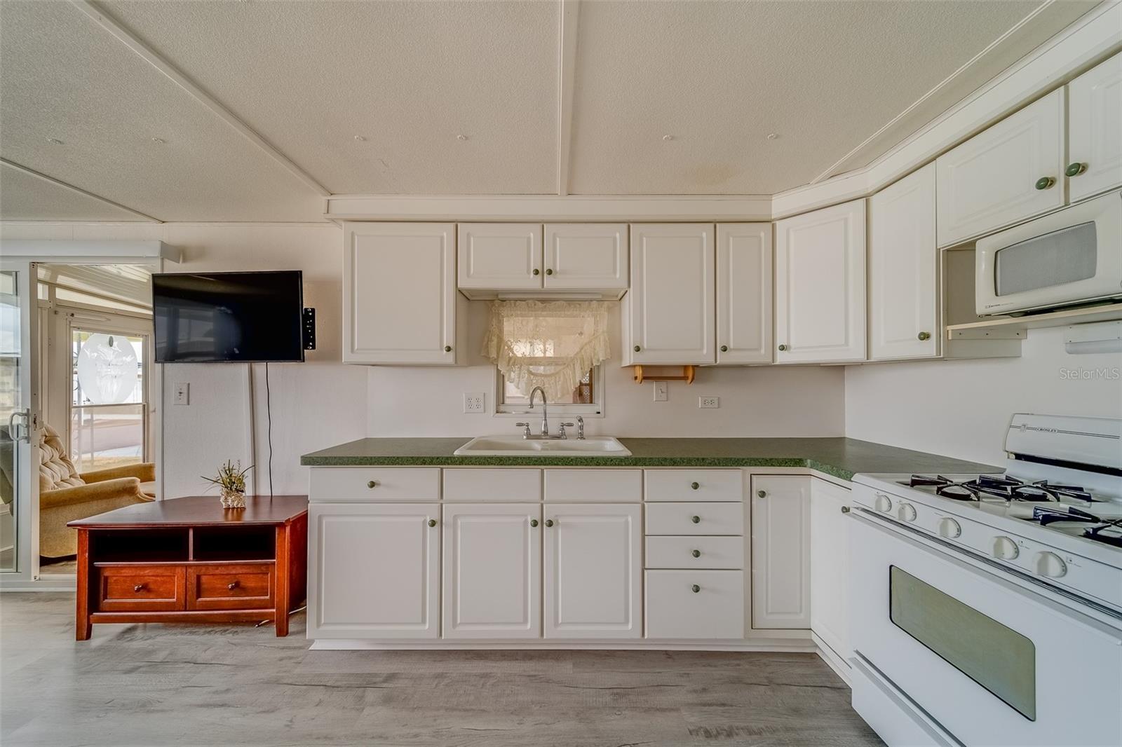 Image 10 of 50 For 35204 Ada Avenue