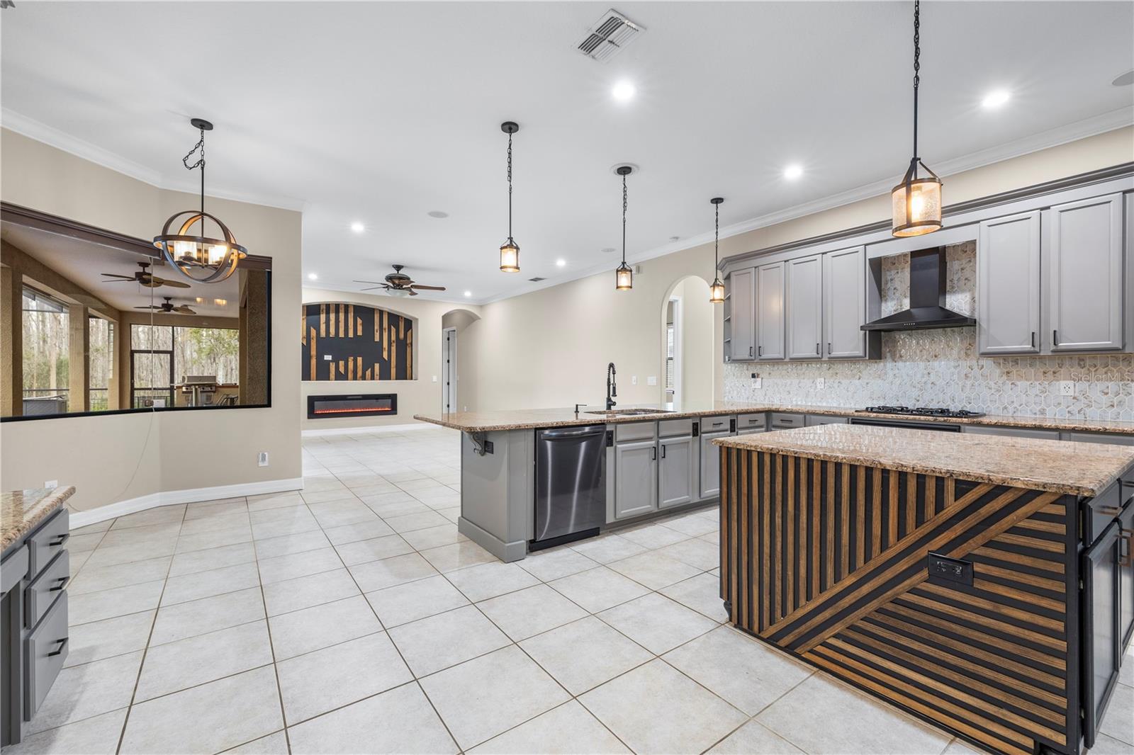 Image 12 of 76 For 3640 Ballastone Drive