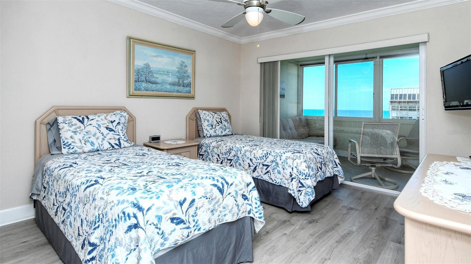 Image 23 of 26 For 1125 Peppertree Drive 702