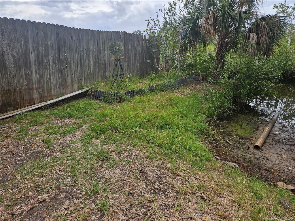 Image 25 of 41 For 1559 Fishcreek Point