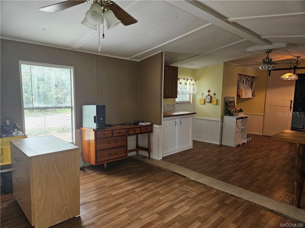 Image 33 of 41 For 1559 Fishcreek Point