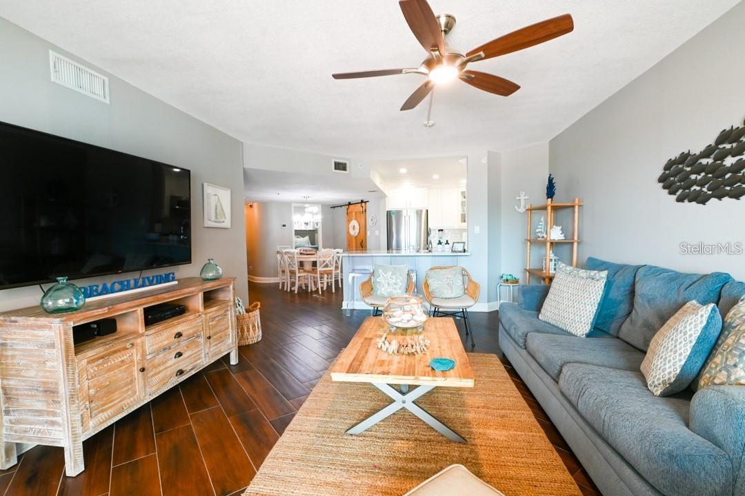 Image 13 of 42 For 18450 Gulf Boulevard 103