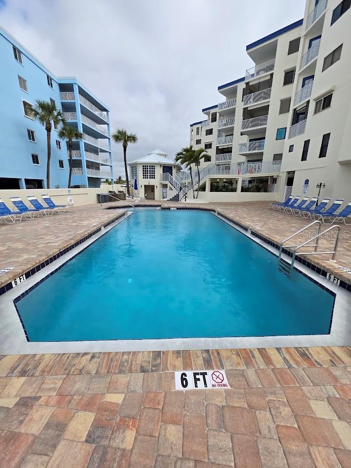 Image 36 of 42 For 18450 Gulf Boulevard 103