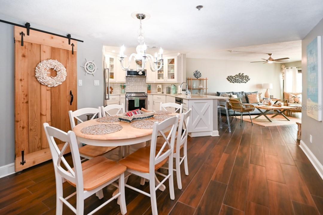 Image 5 of 42 For 18450 Gulf Boulevard 103