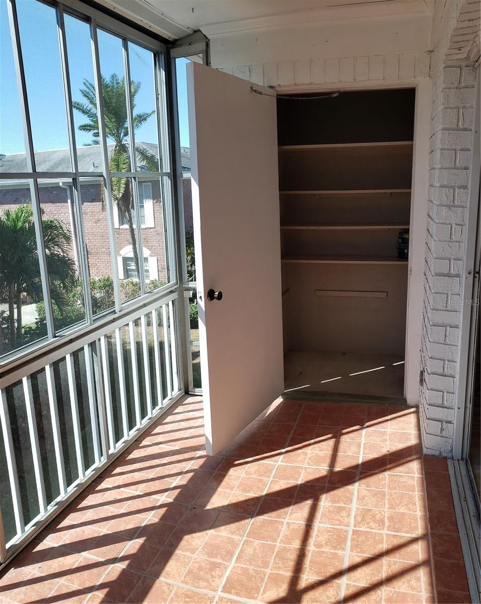 Image 11 of 33 For 2707 41st Avenue S 187