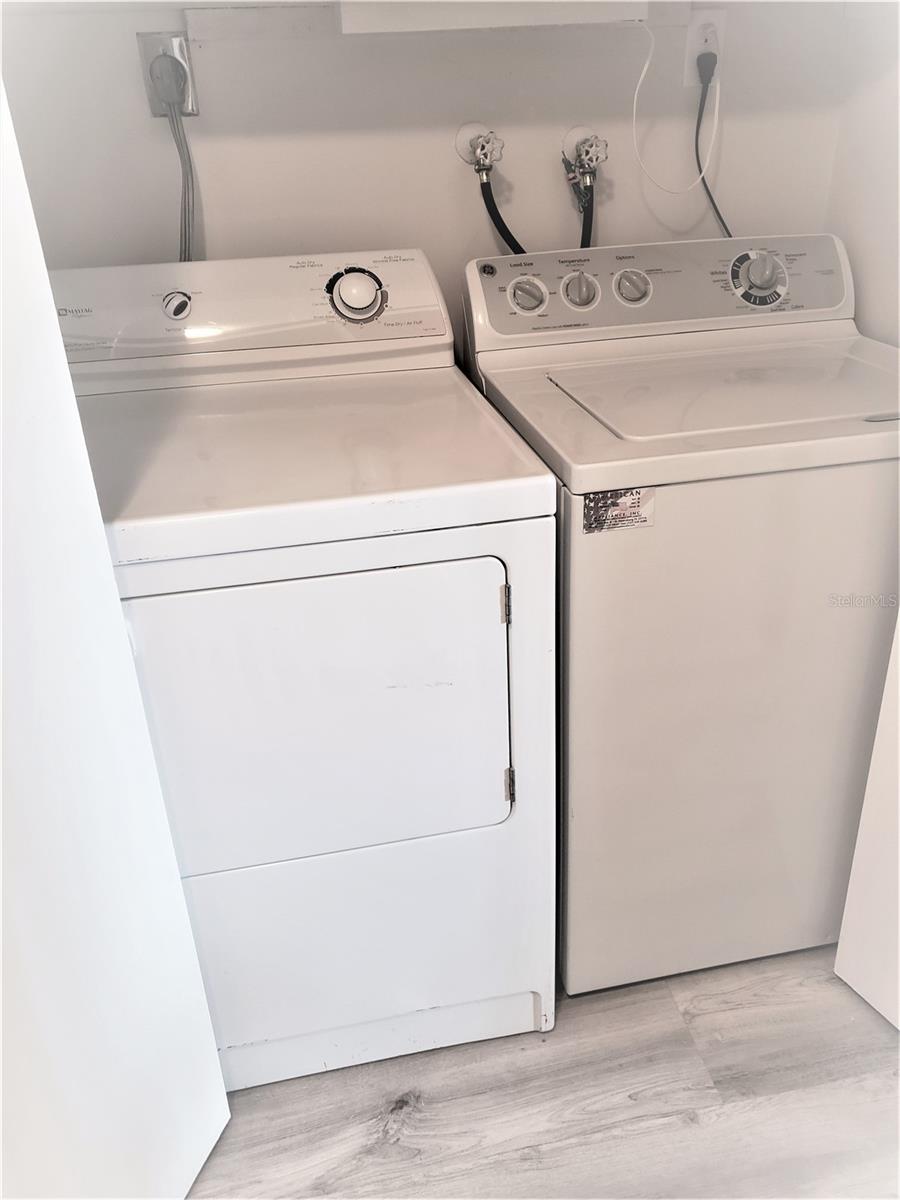 Image 13 of 33 For 2707 41st Avenue S 187