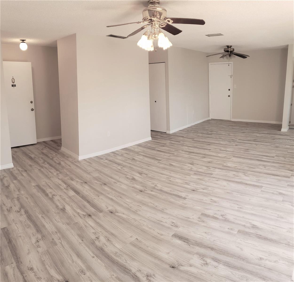 Image 8 of 33 For 2707 41st Avenue S 187