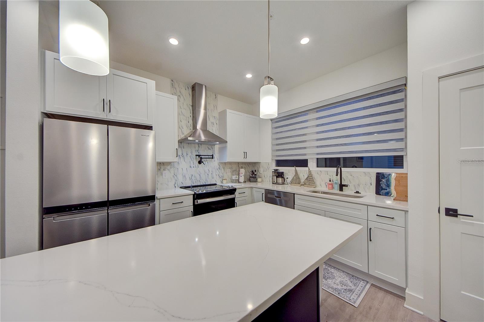 Image 22 of 58 For 323 15th Street N