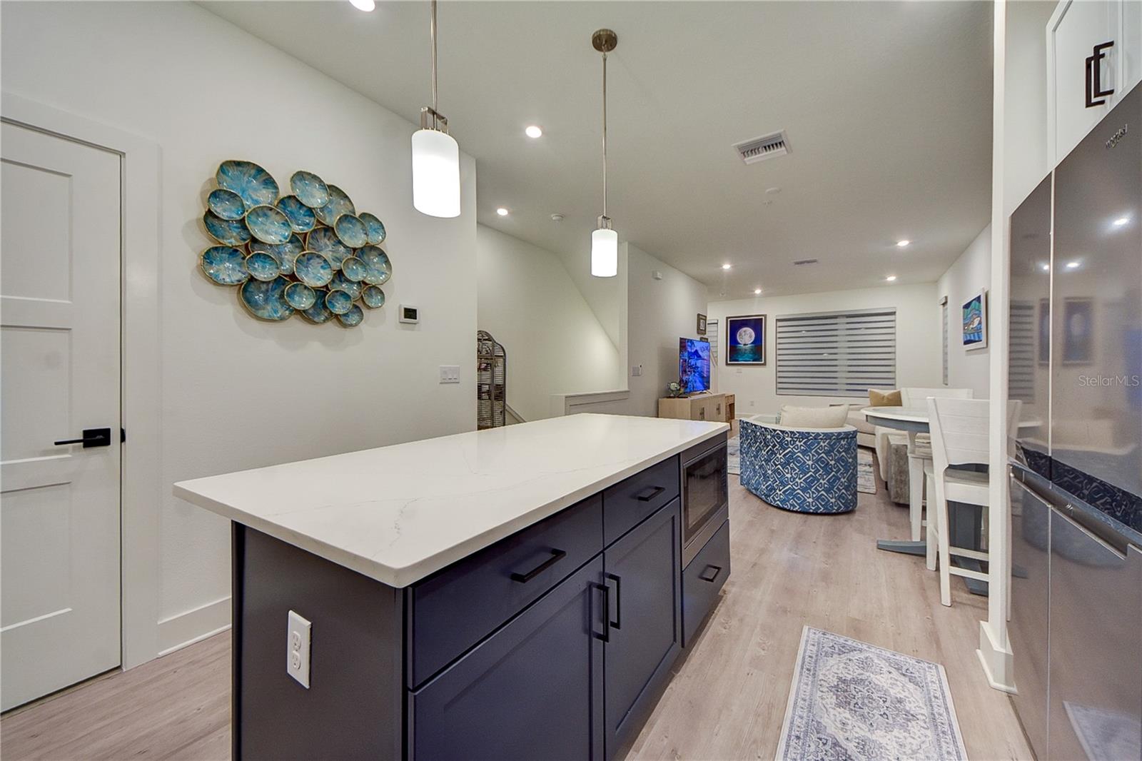 Image 25 of 58 For 323 15th Street N