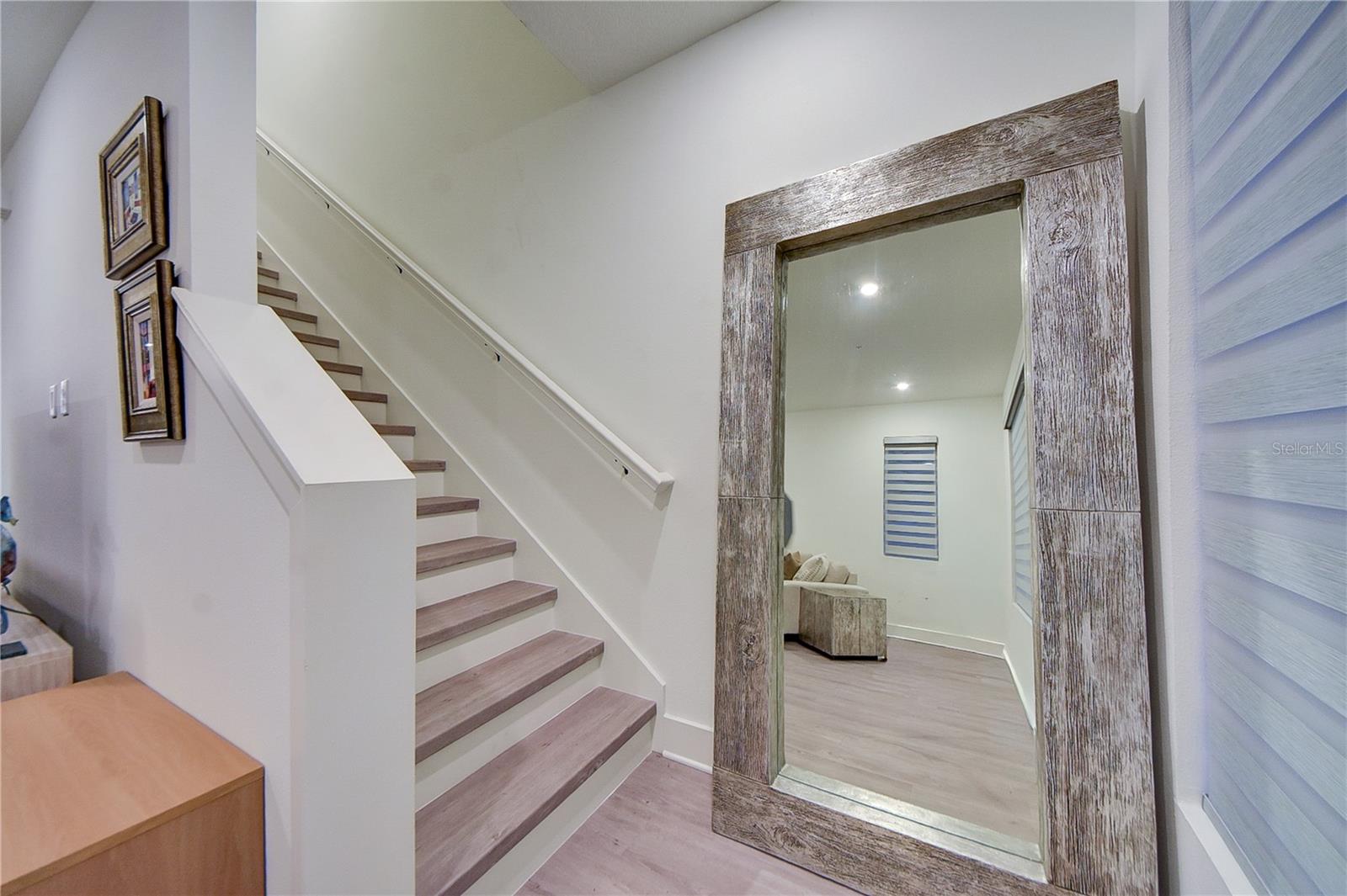 Image 27 of 58 For 323 15th Street N