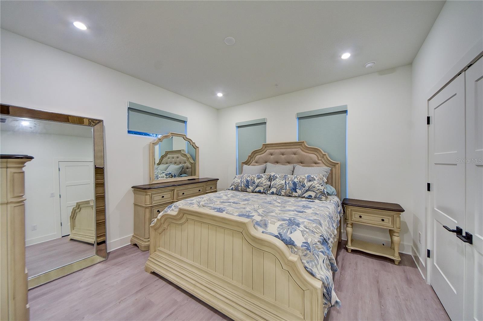 Image 30 of 58 For 323 15th Street N