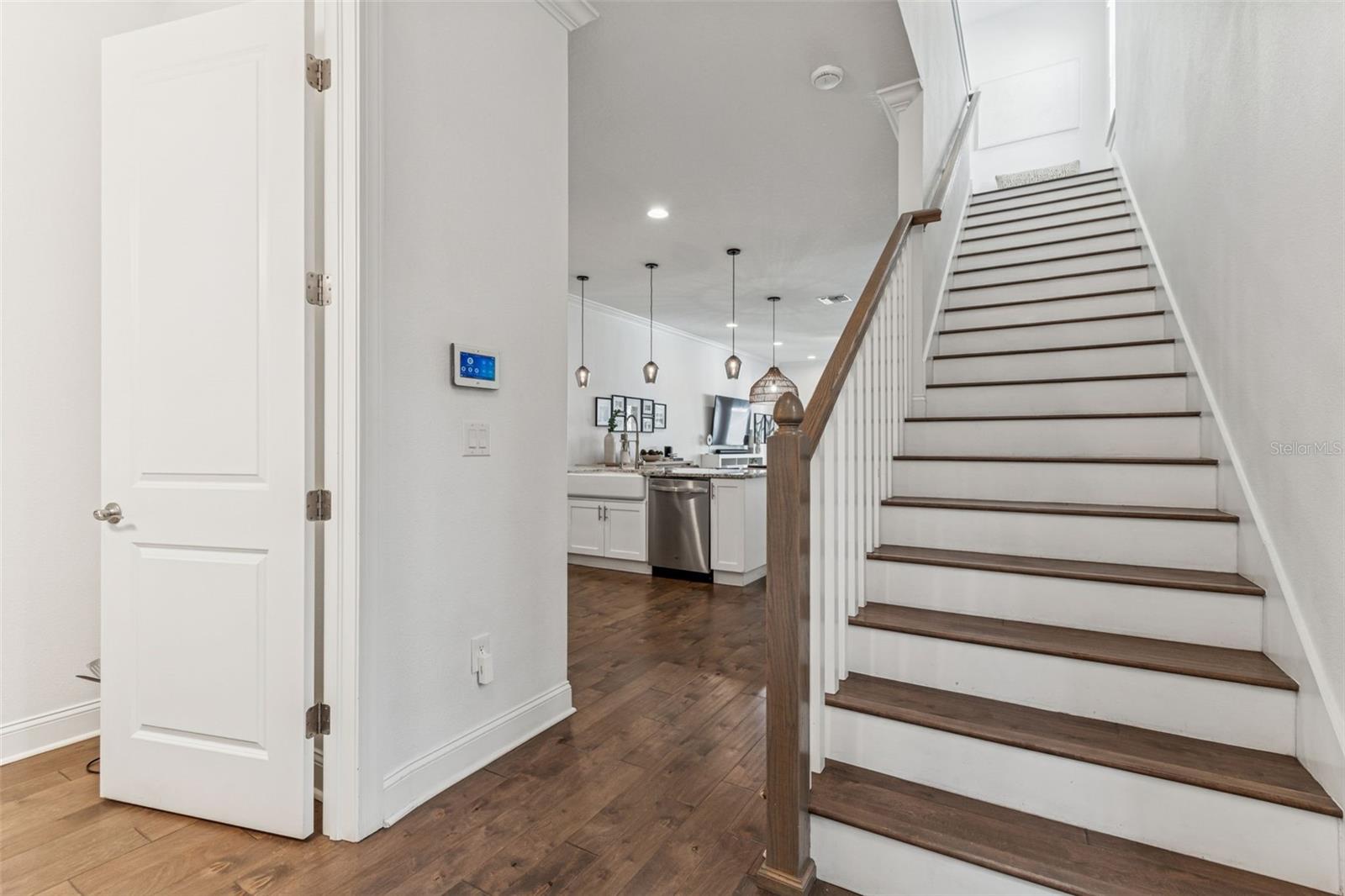 Image 10 of 43 For 309 Gomez Avenue 2