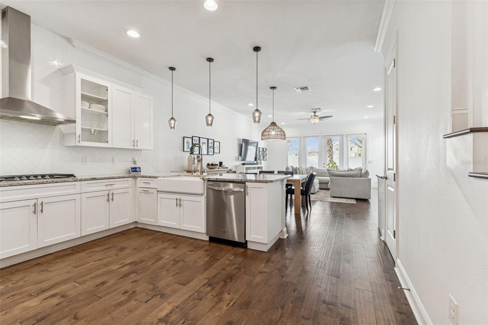 Image 12 of 43 For 309 Gomez Avenue 2