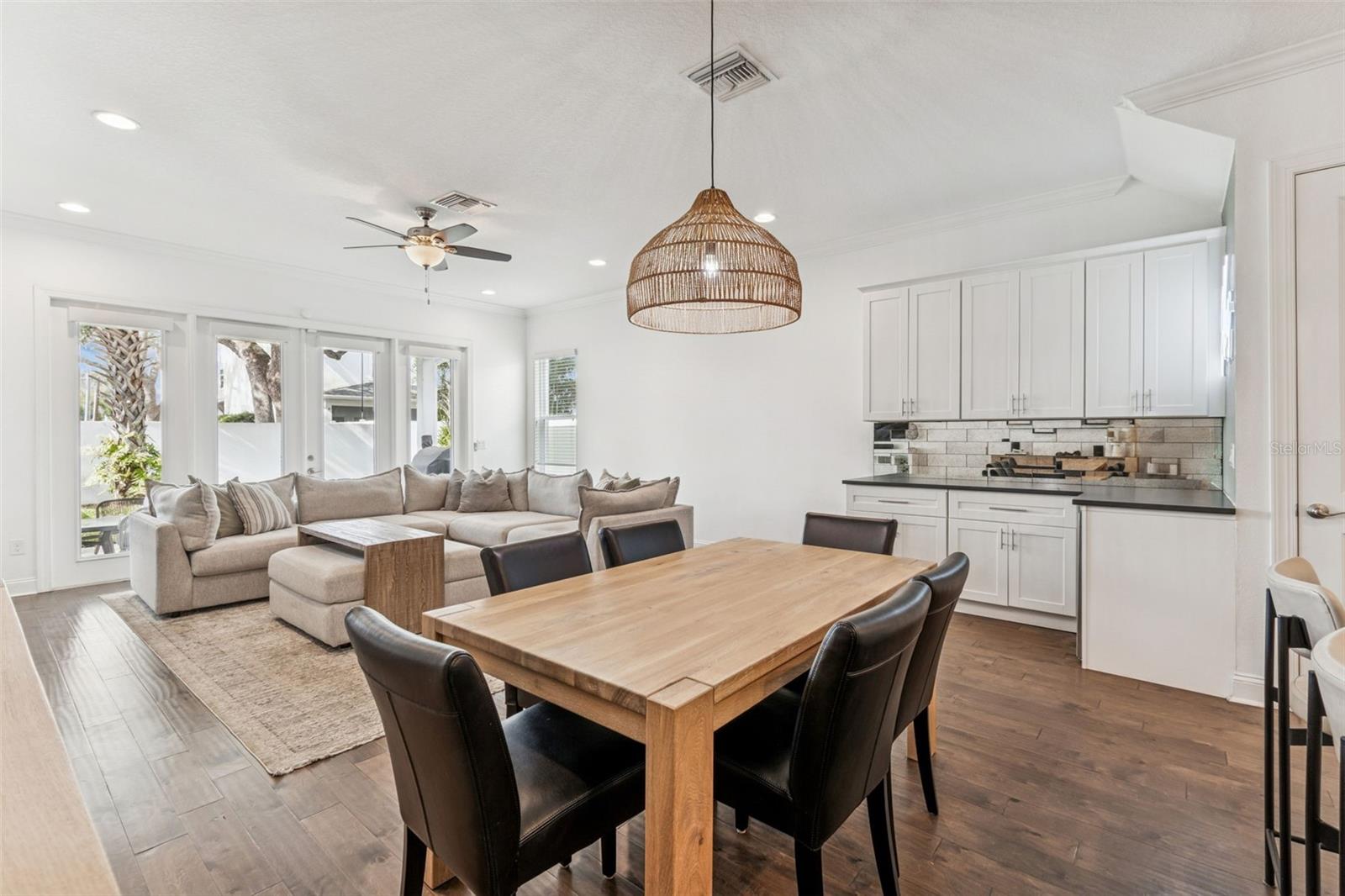 Image 19 of 43 For 309 Gomez Avenue 2