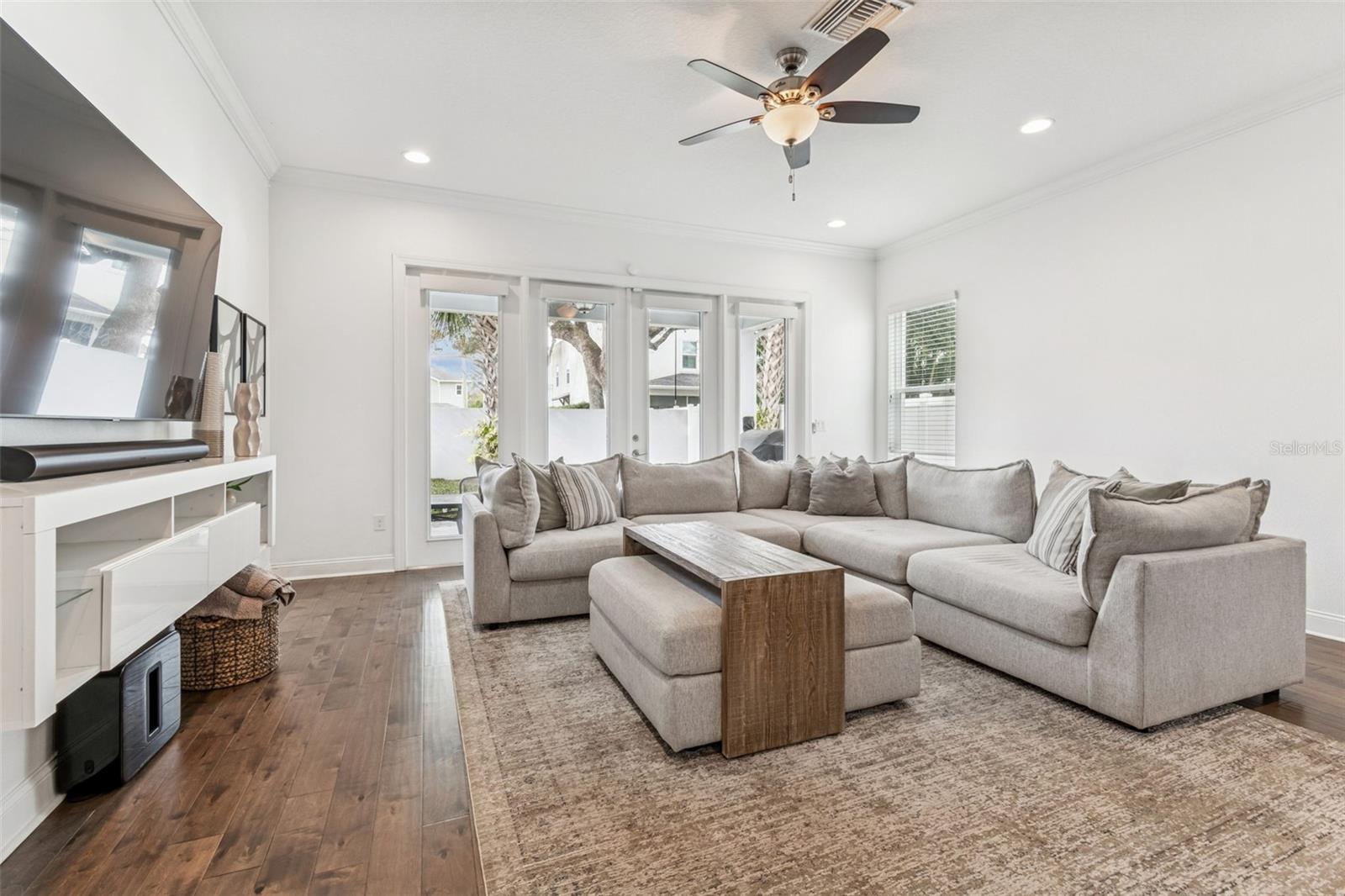 Image 22 of 43 For 309 Gomez Avenue 2